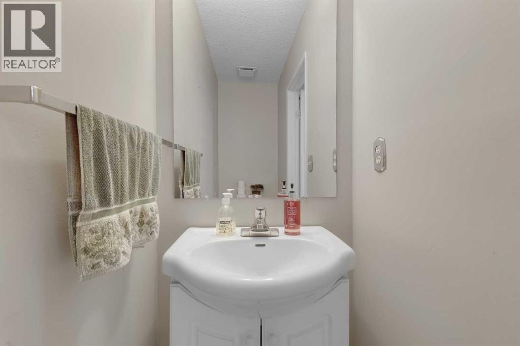 17, 41 Glenbrook Crescent, Cochrane, Alberta  T4C 1E9 - Photo 13 - A2253310