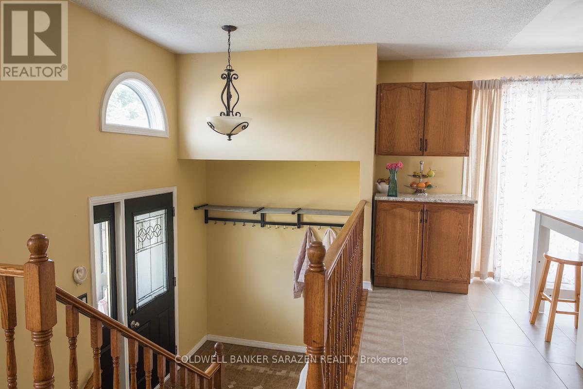 28 Landrigan Street, Arnprior, Ontario  K7S 2S6 - Photo 11 - X12366005