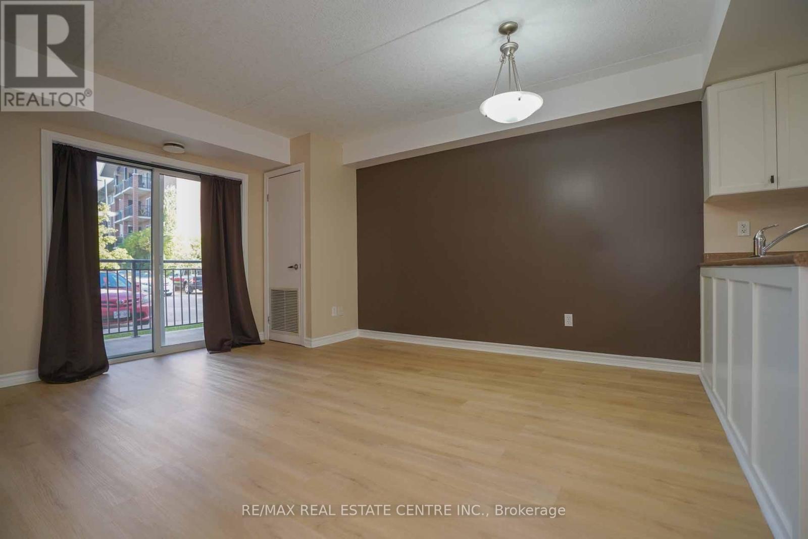 106 - 39 Goodwin Drive, Guelph, Ontario  N1L 0E5 - Photo 13 - X12374867