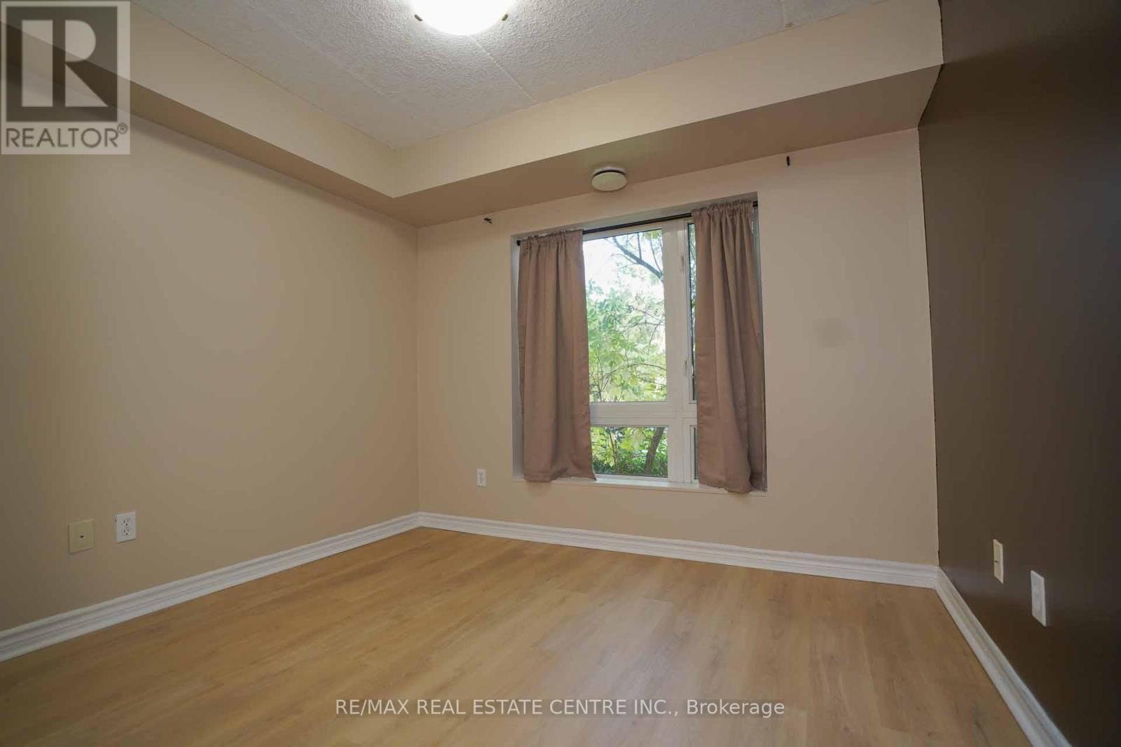 106 - 39 Goodwin Drive, Guelph, Ontario  N1L 0E5 - Photo 19 - X12374867