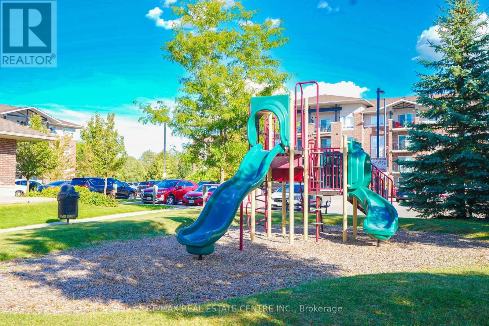 106 - 39 Goodwin Drive, Guelph, Ontario  N1L 0E5 - Photo 2 - X12374867