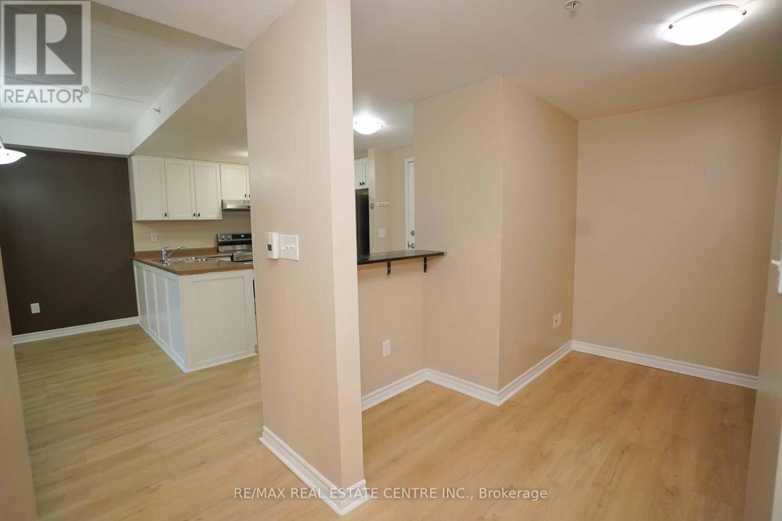 106 - 39 Goodwin Drive, Guelph, Ontario  N1L 0E5 - Photo 22 - X12374867
