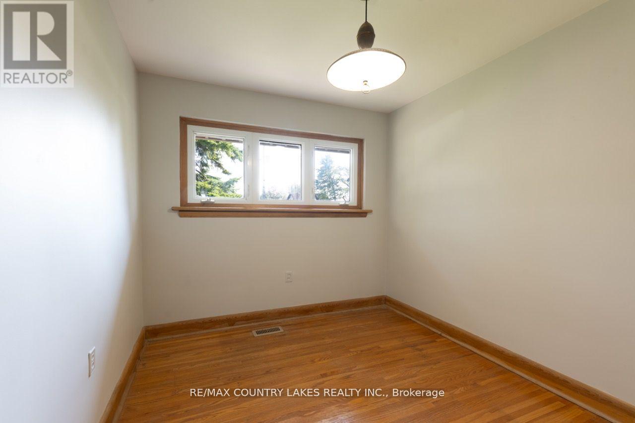 895 Highway 7 Road, Kawartha Lakes, Ontario  K0M 2M0 - Photo 15 - X12374900