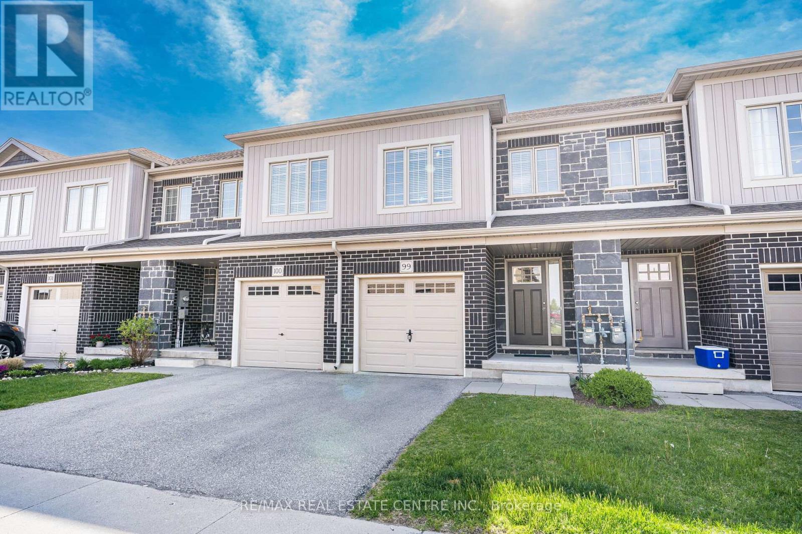 99 - 135 Hardcastle Drive, Cambridge, Ontario  N1S 0B4 - Photo 1 - X12374936