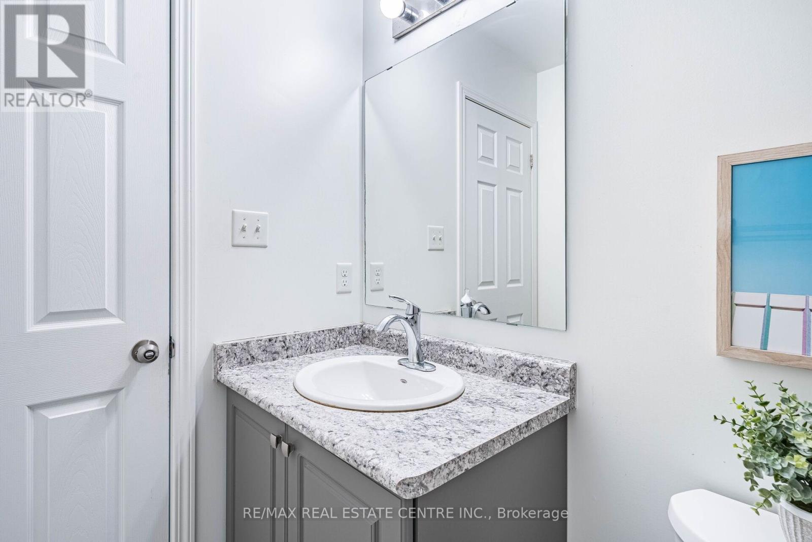 99 - 135 Hardcastle Drive, Cambridge, Ontario  N1S 0B4 - Photo 39 - X12374936