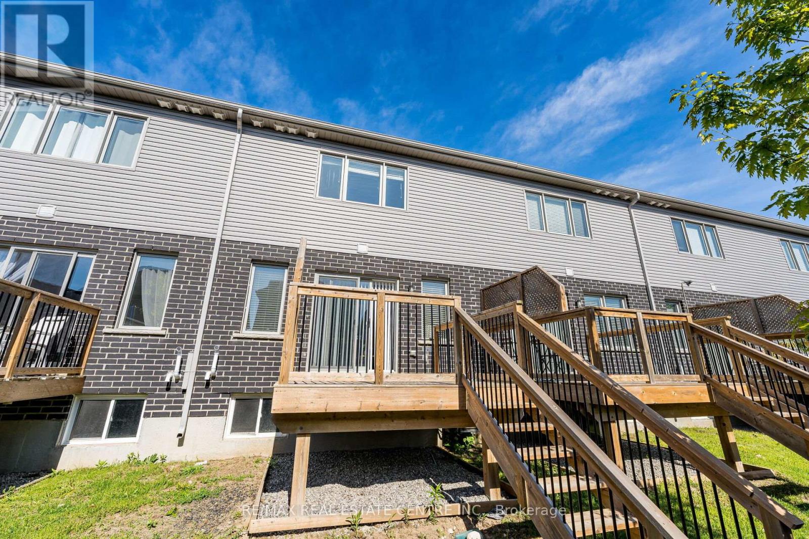 99 - 135 Hardcastle Drive, Cambridge, Ontario  N1S 0B4 - Photo 45 - X12374936