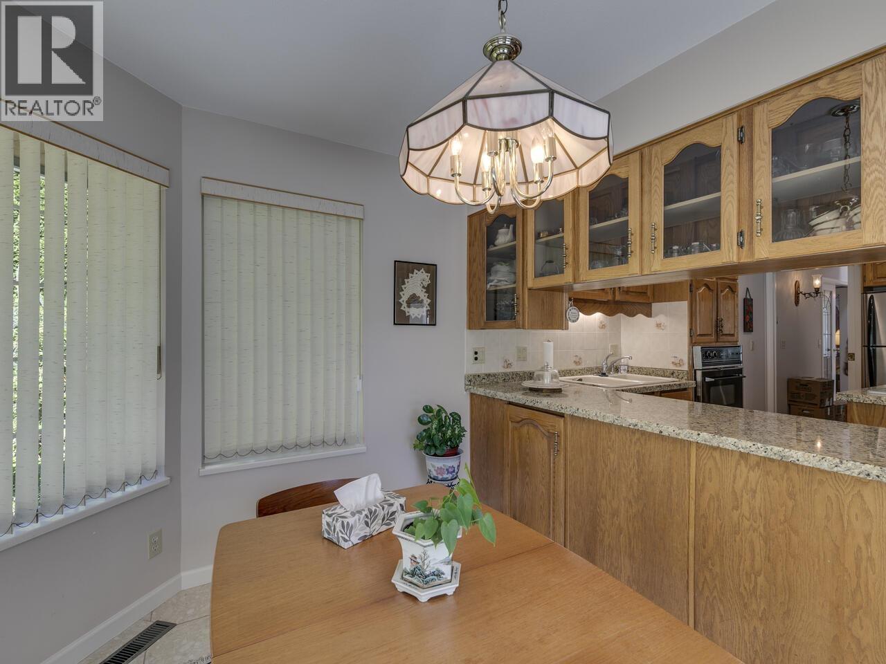 5755 Nancy Greene Way, North Vancouver, British Columbia  V7R 4W4 - Photo 26 - R3042038