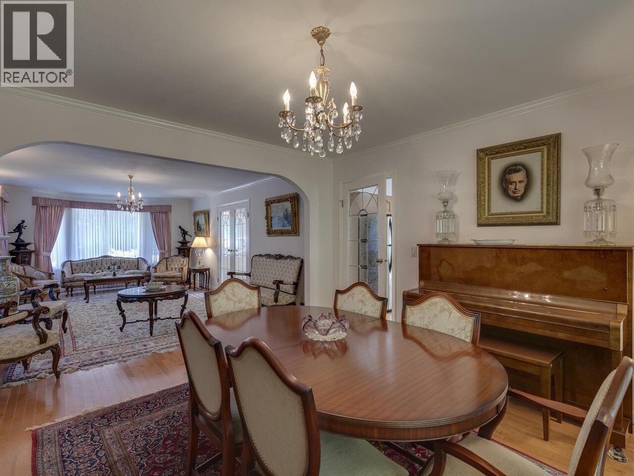 5755 Nancy Greene Way, North Vancouver, British Columbia  V7R 4W4 - Photo 18 - R3042038