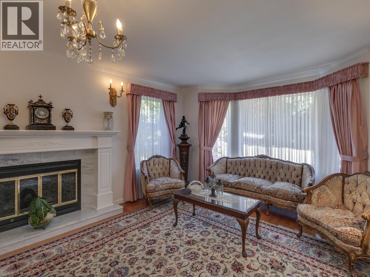 5755 Nancy Greene Way, North Vancouver, British Columbia  V7R 4W4 - Photo 14 - R3042038