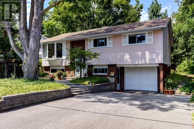 24 Champlain Street, Orillia, Ontario  L3V 2G7 - Photo 2 - S12374324