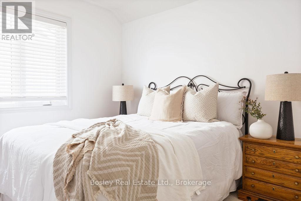 25 Mclean Avenue, Collingwood, Ontario L9Y 3V2 - Photo 32 - S12371410