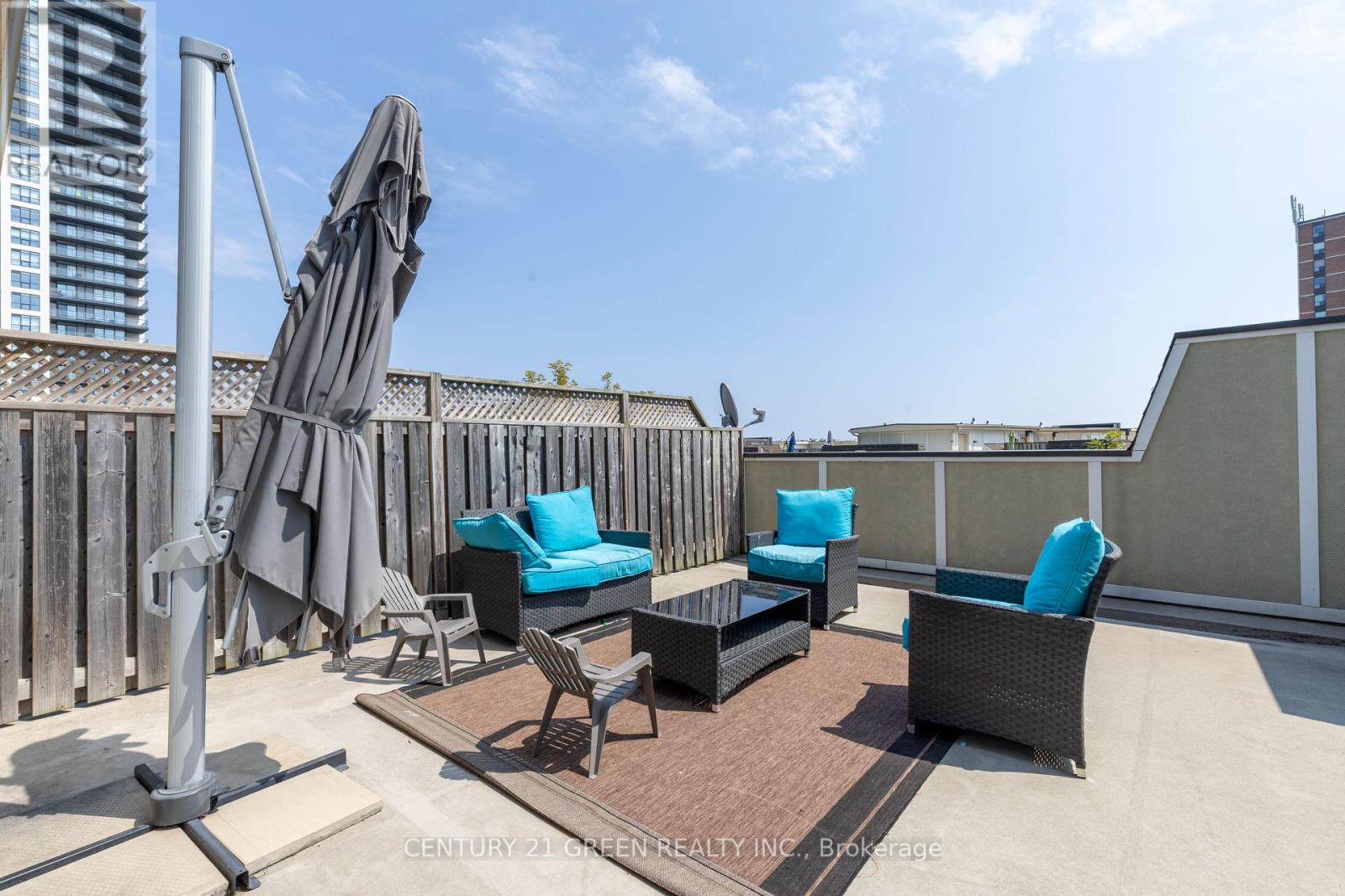 111 - 1250 St. Martins Drive, Pickering, Ontario  L1W 0A2 - Photo 16 - E12375028