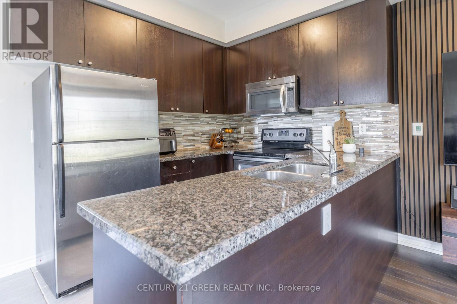 111 - 1250 St. Martins Drive, Pickering, Ontario  L1W 0A2 - Photo 7 - E12375028