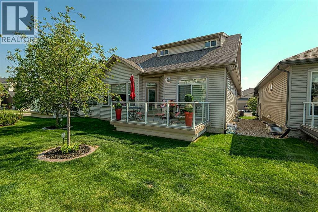223 Sunset Square, Cochrane, Alberta  T4C 0H3 - Photo 38 - A2252718