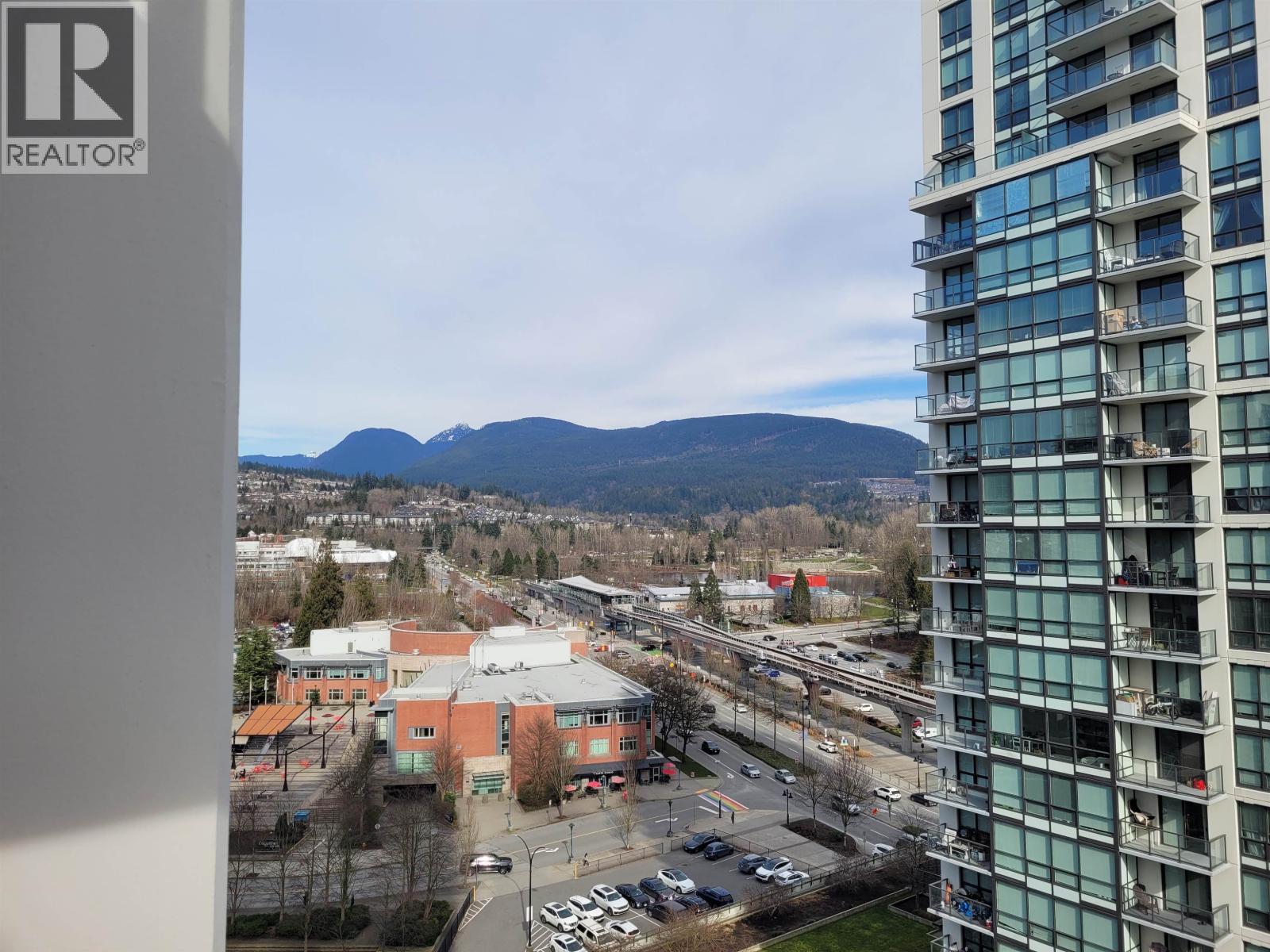 1703 2979 GLEN DRIVE, Coquitlam, British Columbia
