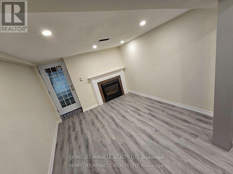 1 Silverado Trail, Vaughan, Ontario  L4H 1V7 - Photo 2 - N12374962