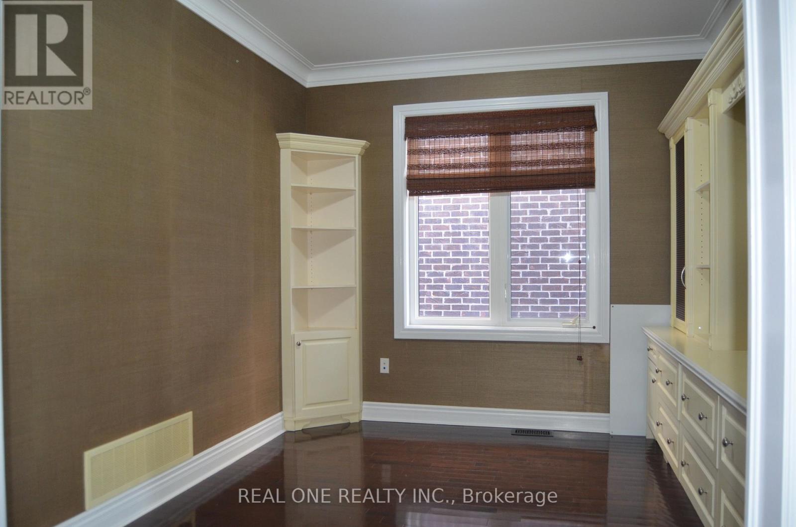 83 Townwood Drive, Richmond Hill, Ontario  L4E 4T2 - Photo 22 - N12374972