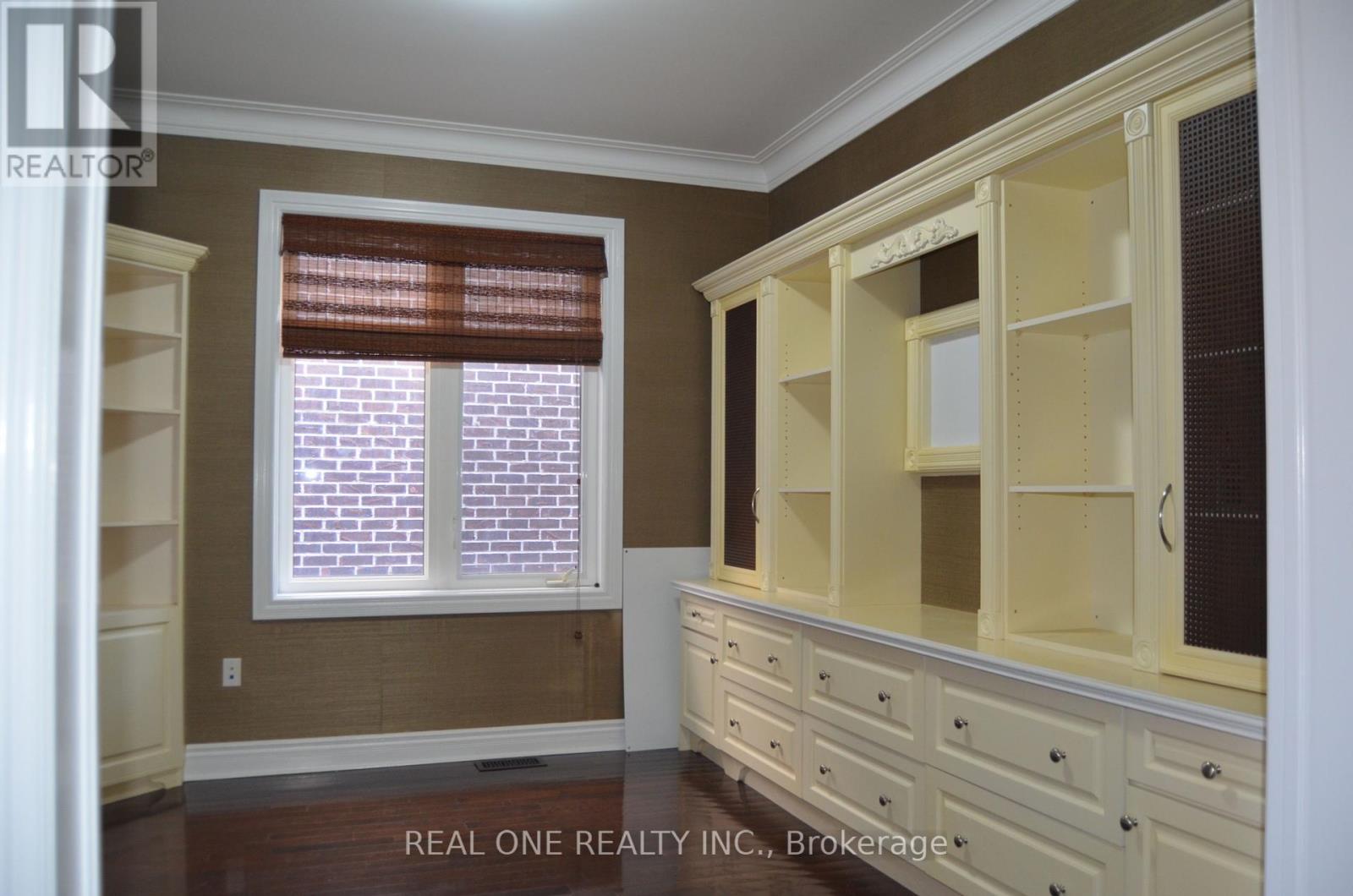 83 Townwood Drive, Richmond Hill, Ontario  L4E 4T2 - Photo 23 - N12374972