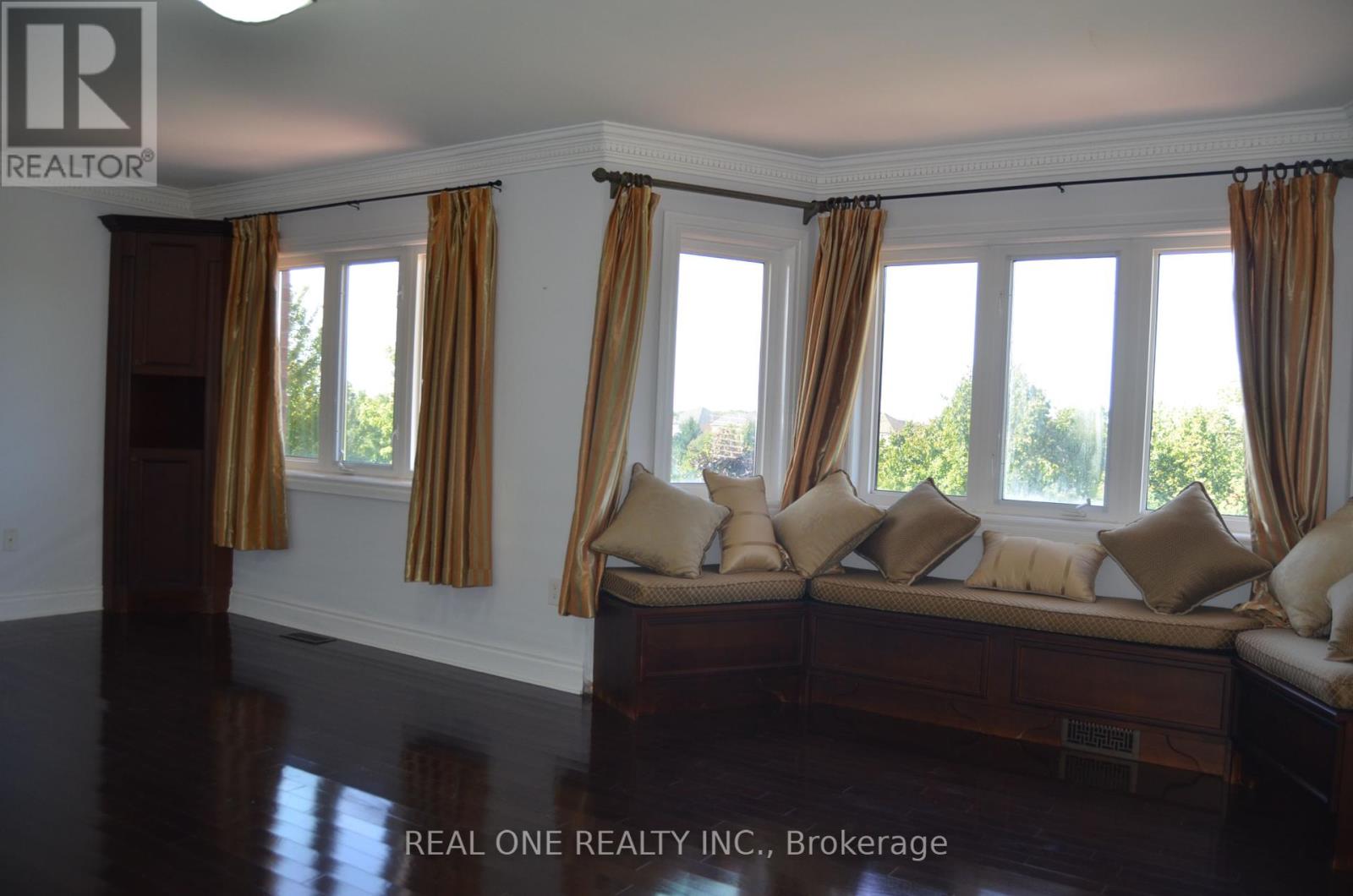83 Townwood Drive, Richmond Hill, Ontario  L4E 4T2 - Photo 25 - N12374972