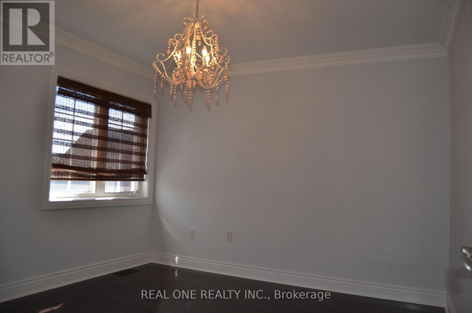 83 Townwood Drive, Richmond Hill, Ontario  L4E 4T2 - Photo 37 - N12374972