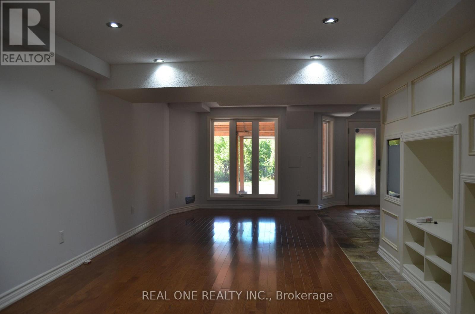 83 Townwood Drive, Richmond Hill, Ontario  L4E 4T2 - Photo 39 - N12374972