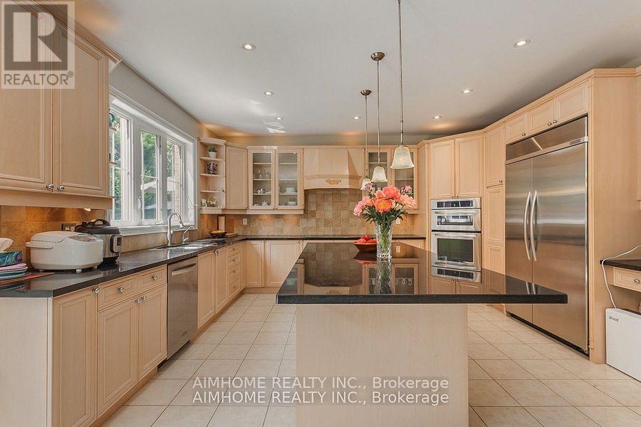 107 Monkhouse Road, Markham, Ontario  L6E 2A6 - Photo 10 - N12375064