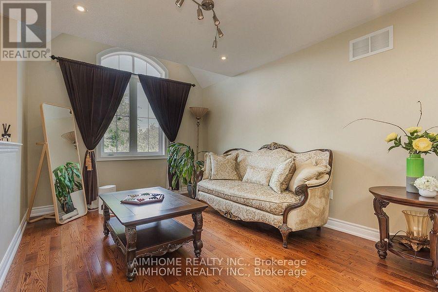 107 Monkhouse Road, Markham, Ontario  L6E 2A6 - Photo 16 - N12375064