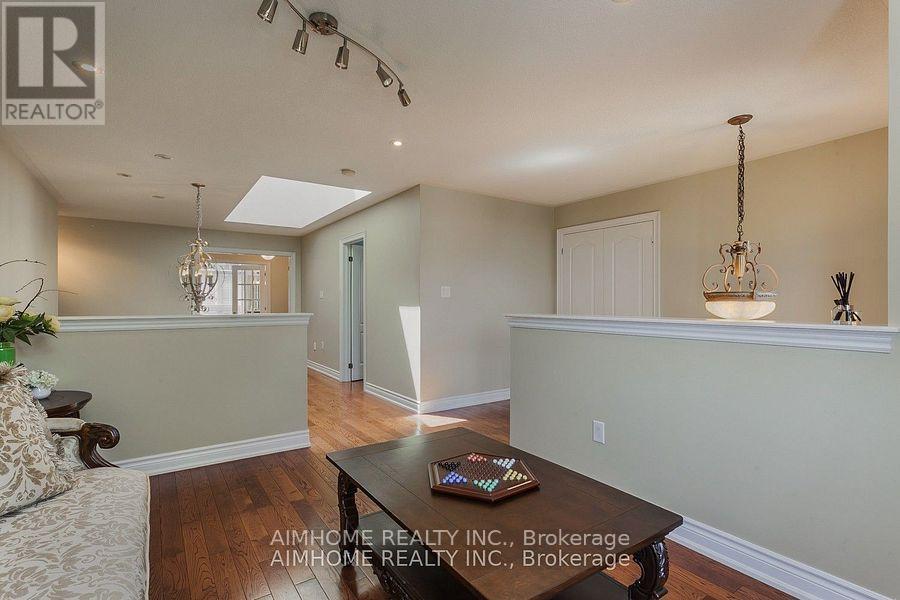 107 Monkhouse Road, Markham, Ontario  L6E 2A6 - Photo 22 - N12375064