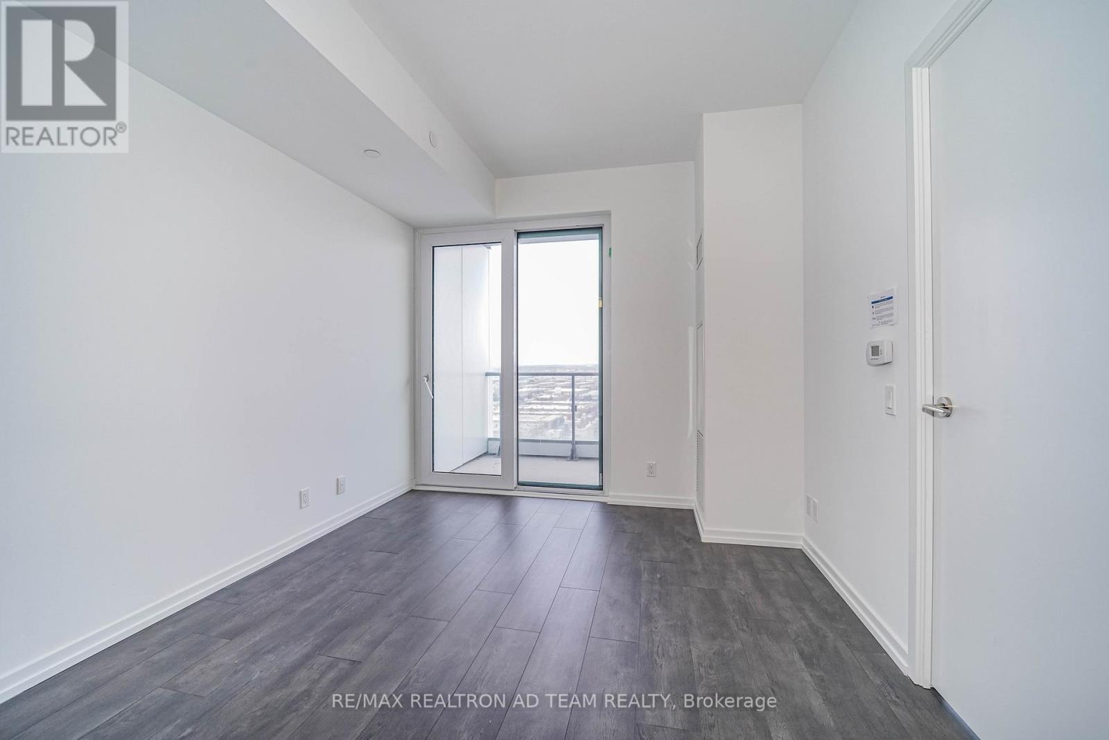 1901 - 1000 Portage Parkway, Vaughan, Ontario  L4K 0L1 - Photo 11 - N12375085