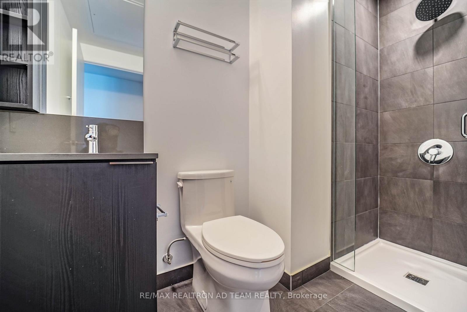 1901 - 1000 Portage Parkway, Vaughan, Ontario  L4K 0L1 - Photo 8 - N12375085