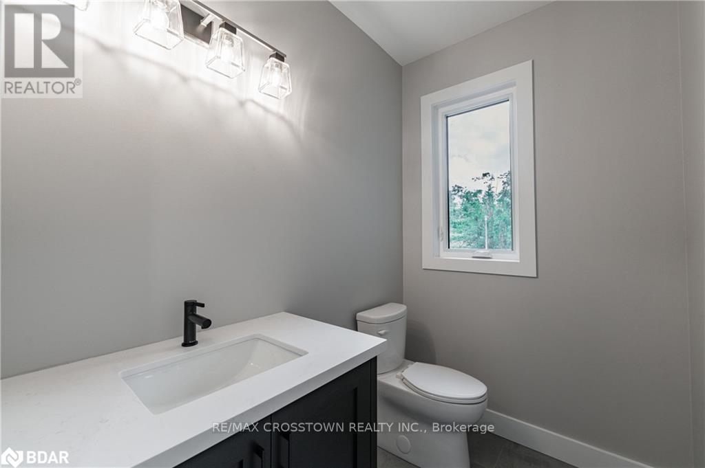32 Alpine Way, Oro-Medonte (Horseshoe Valley), Ontario  L0L 2L0 - Photo 25 - S12375066