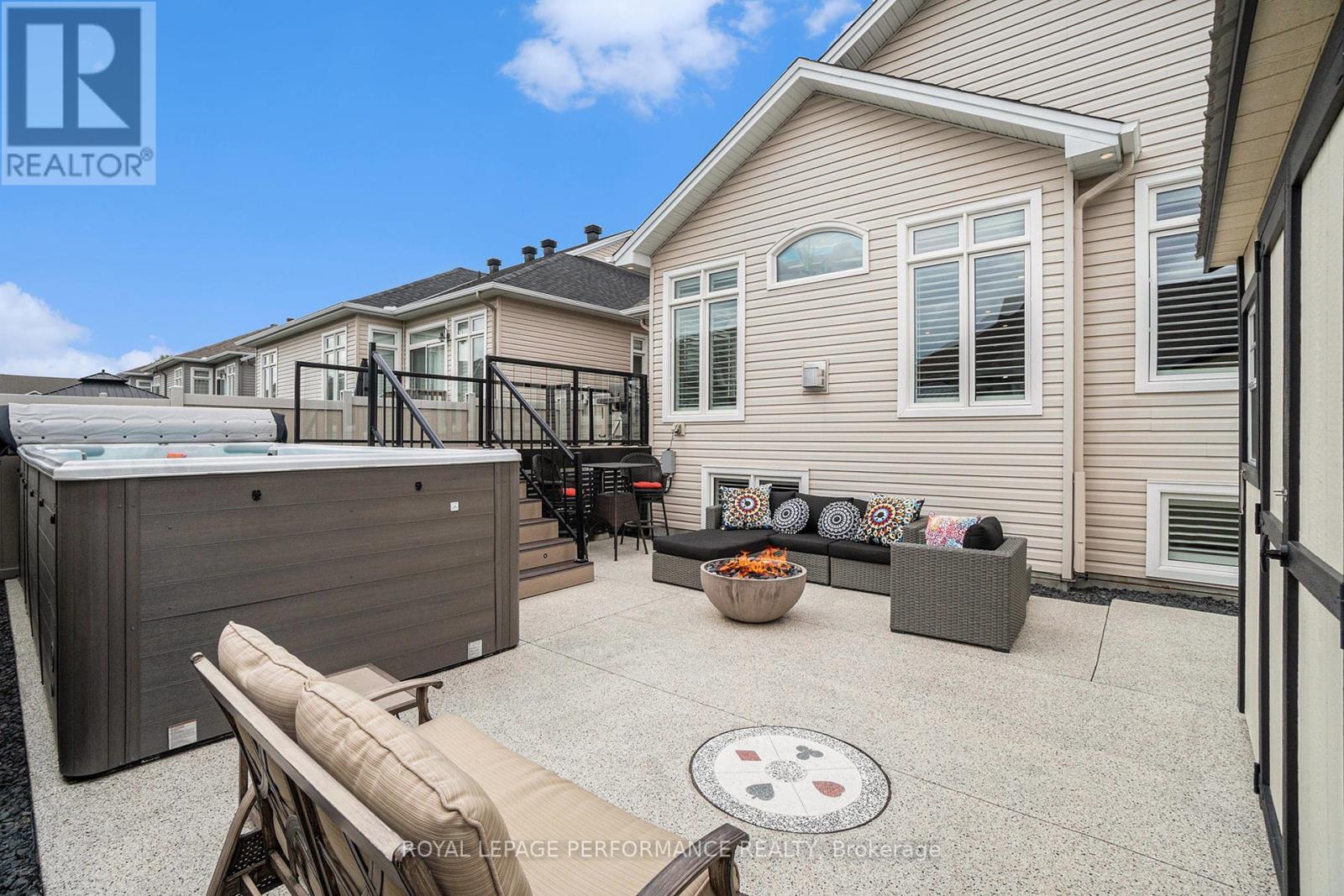 82 Kayenta Street, Ottawa, Ontario  K2S 2K7 - Photo 35 - X12375140