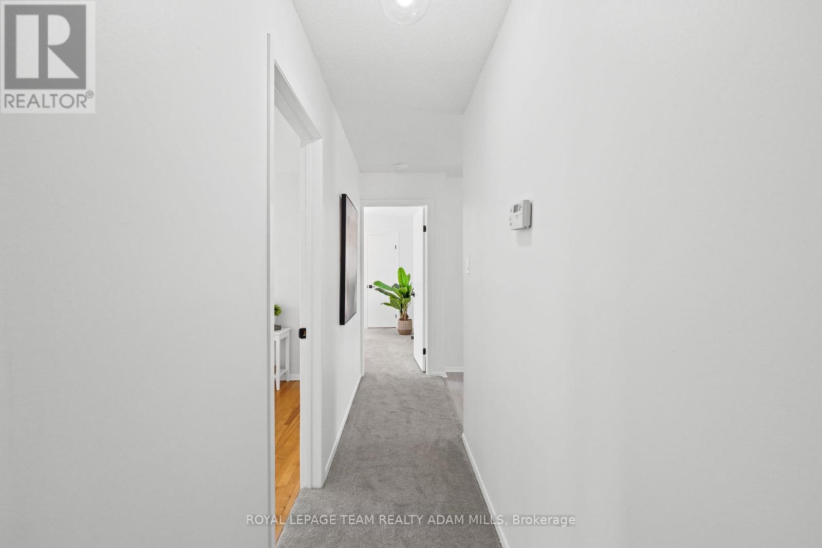 968 Walkley Road, Ottawa, Ontario  K1V 6R3 - Photo 15 - X12375194