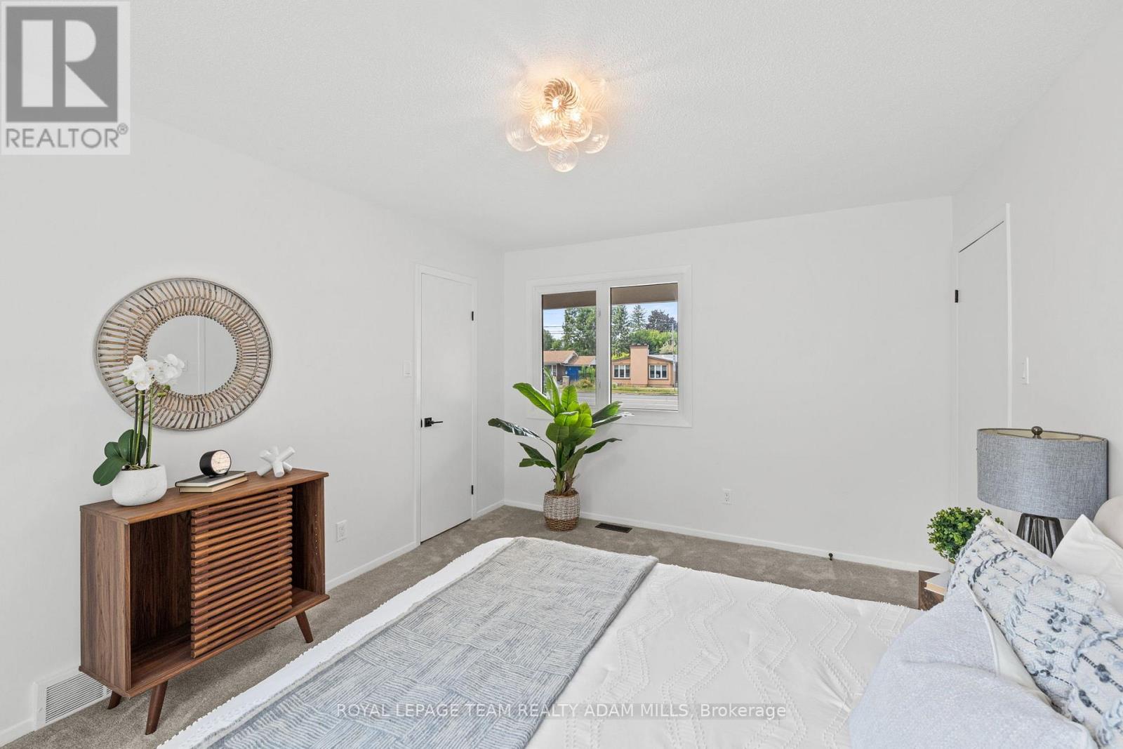 968 Walkley Road, Ottawa, Ontario  K1V 6R3 - Photo 18 - X12375194