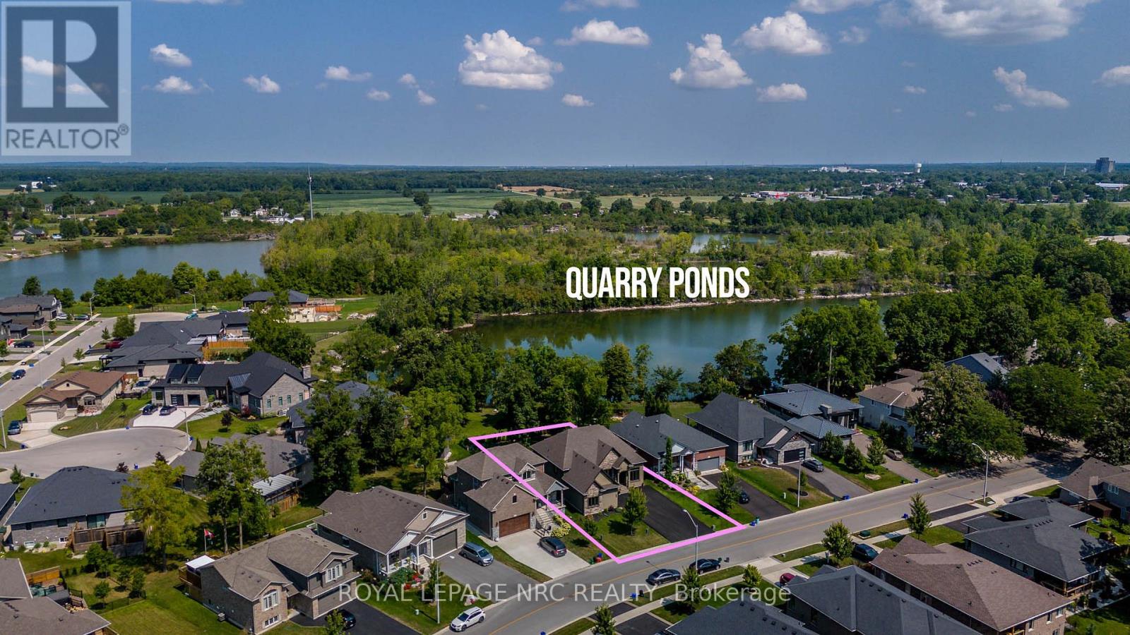 713 Clarence Street, Port Colborne, Ontario  L3K 6B8 - Photo 2 - X12375176