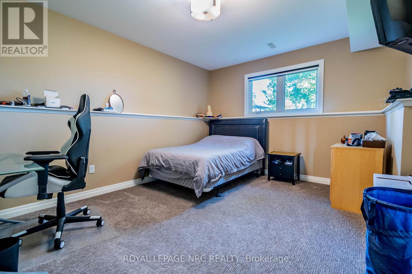713 Clarence Street, Port Colborne, Ontario  L3K 6B8 - Photo 34 - X12375176