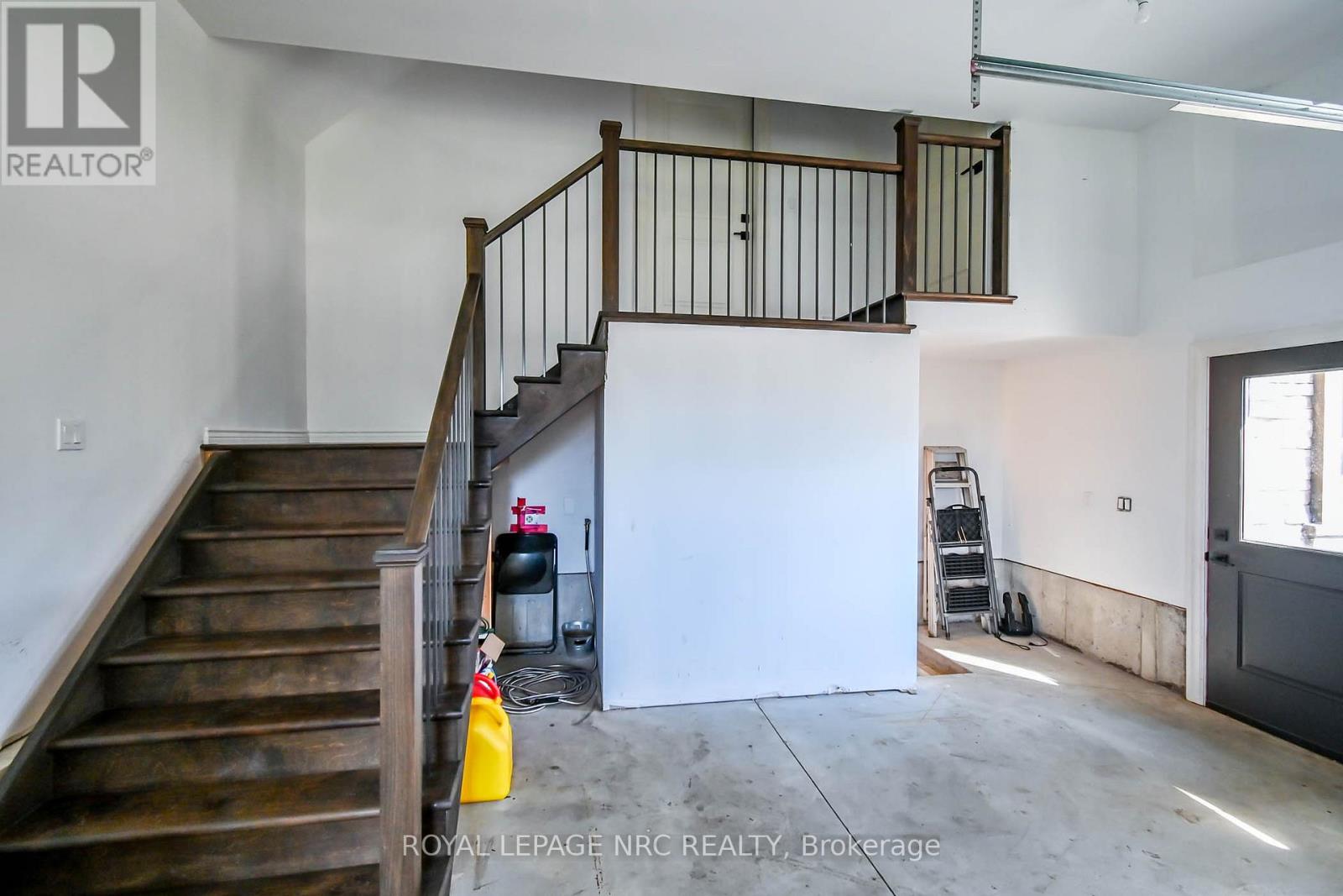 713 Clarence Street, Port Colborne, Ontario  L3K 6B8 - Photo 39 - X12375176