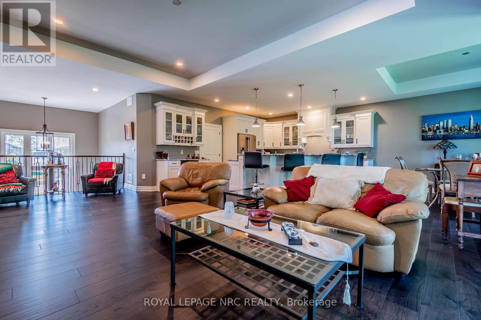 713 Clarence Street, Port Colborne, Ontario  L3K 6B8 - Photo 8 - X12375176