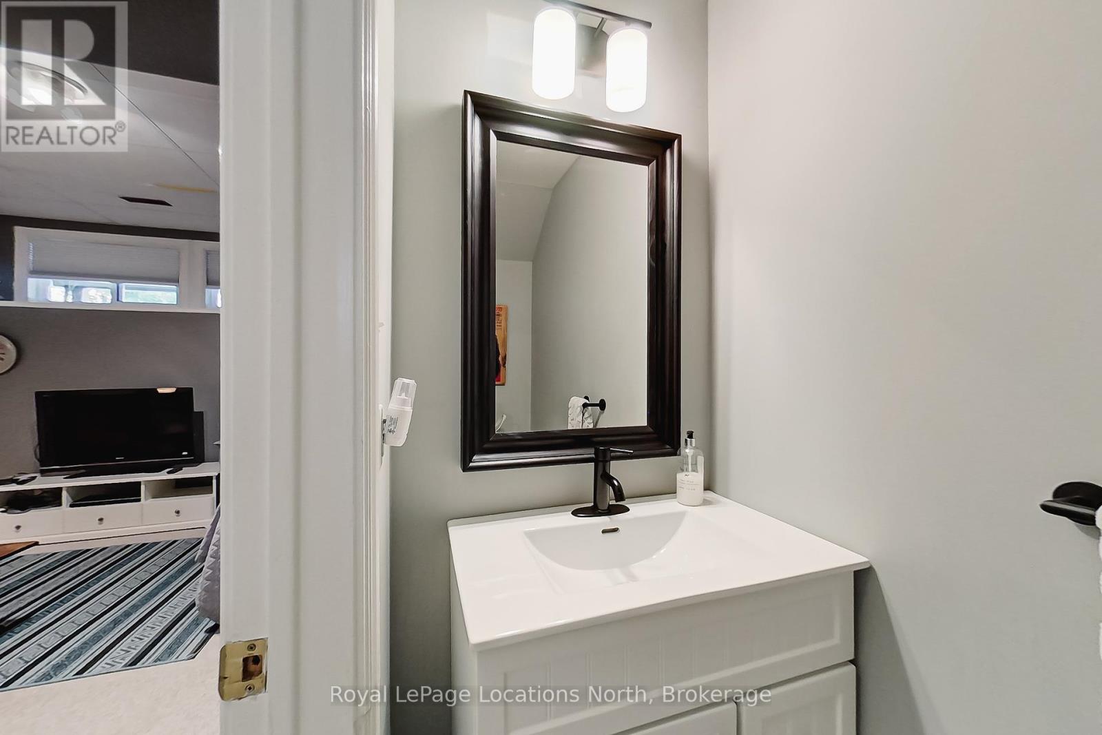 6 - 6 Port Road, Collingwood, Ontario L9Y 5C8 - Photo 21 - S12375119