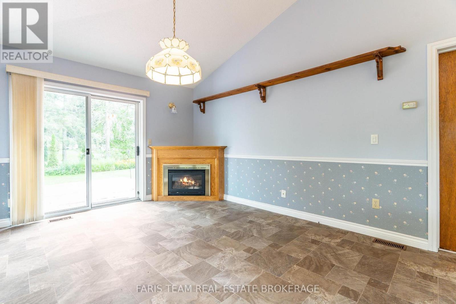 53 Maple Drive, Orillia, Ontario  L3V 3W5 - Photo 12 - S12369681
