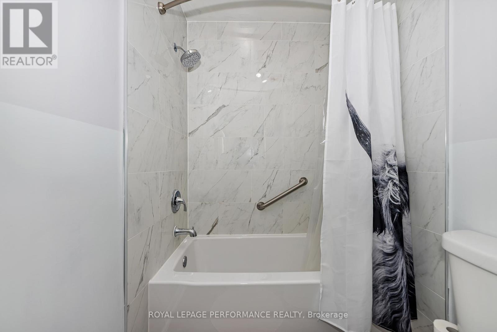 302 Salter Crescent, Ottawa, Ontario  K2K 1Z3 - Photo 25 - X12364882