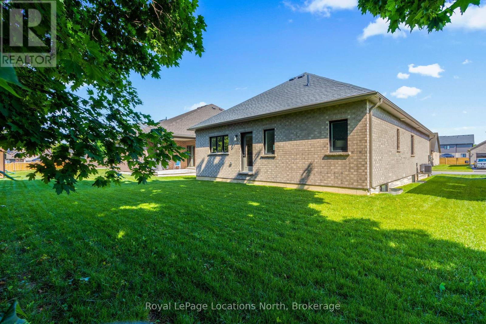 113 Emerson Way, West Grey, Ontario  N0G 1R0 - Photo 41 - X12375160