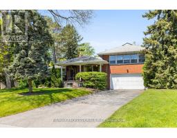 8 Glendarling Road, Toronto (Edenbridge-Humber Valley), Ca