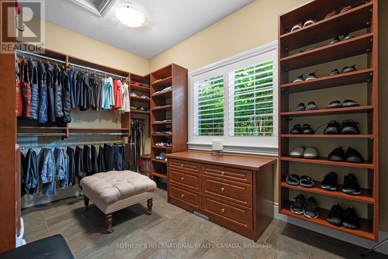 111 John Bricker Road, Cambridge, Ontario  N3H 4R8 - Photo 24 - X12375006