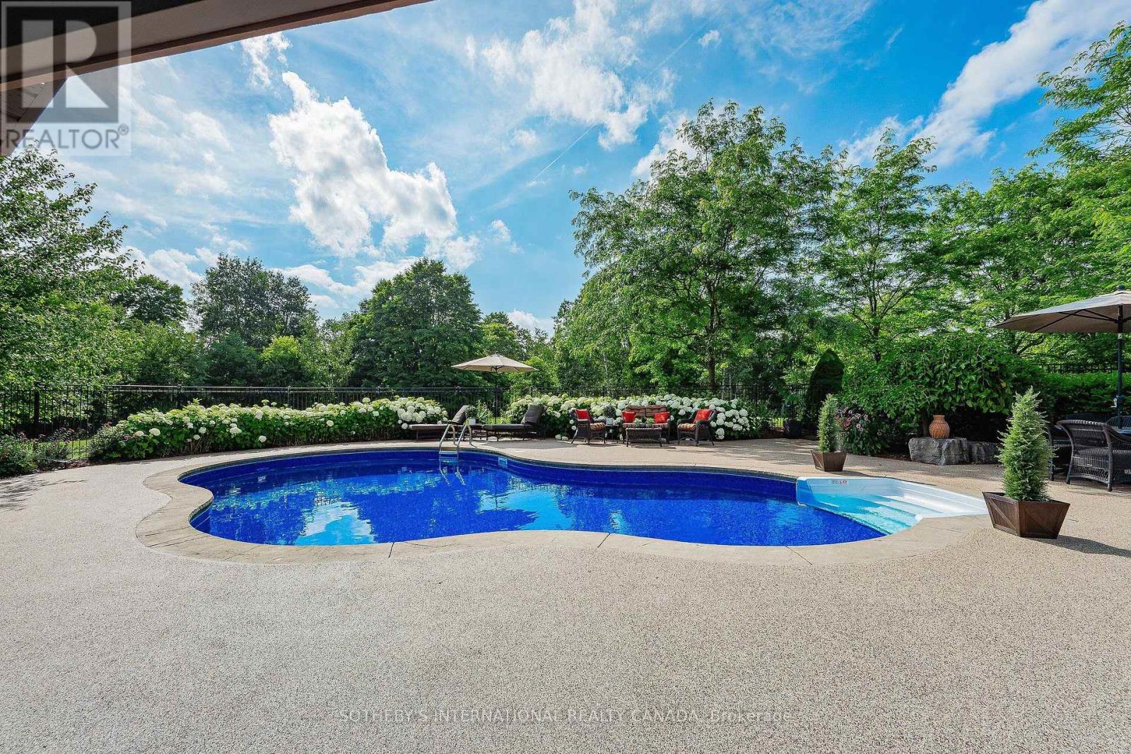 111 John Bricker Road, Cambridge, Ontario  N3H 4R8 - Photo 34 - X12375006