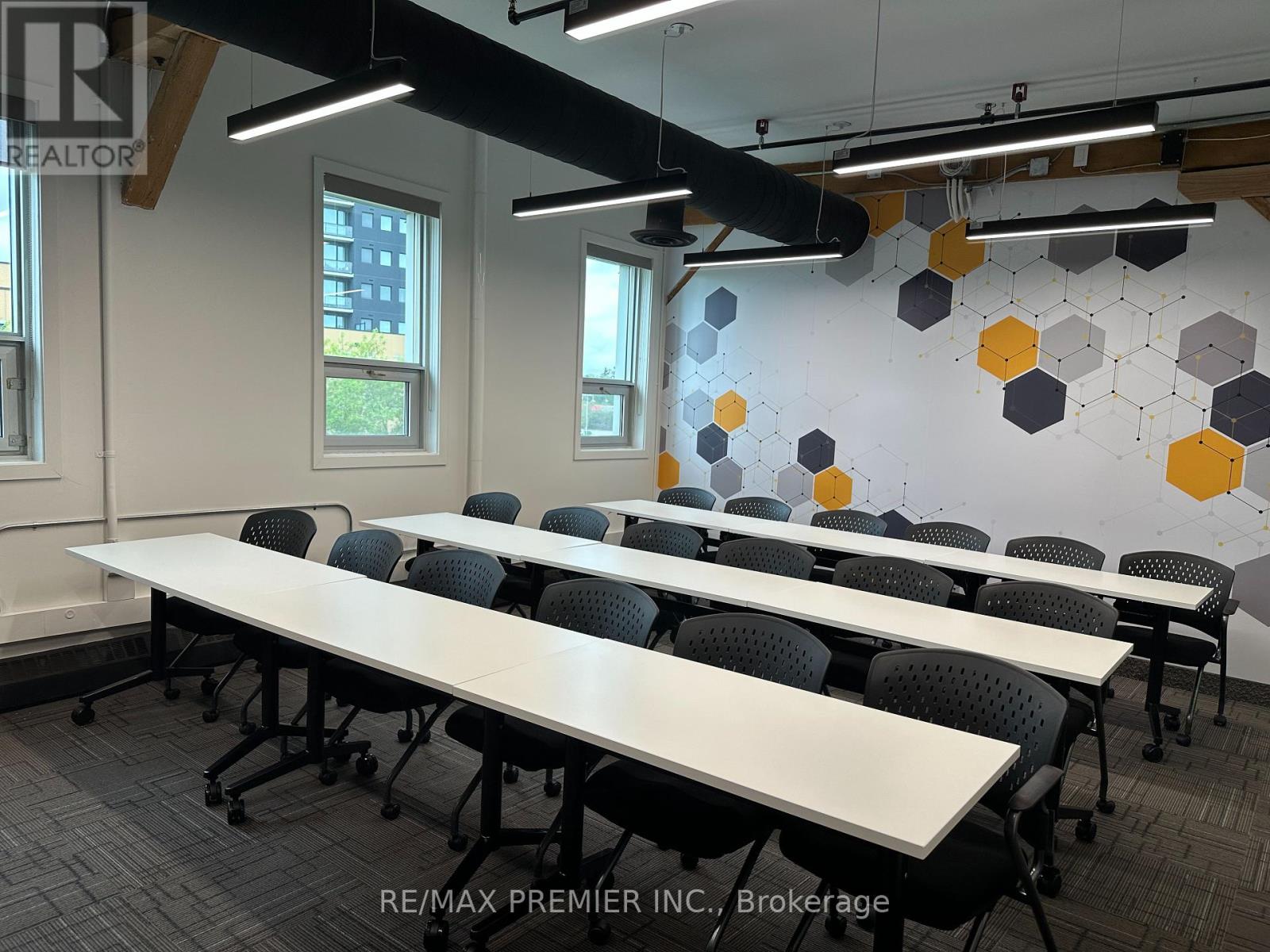 Unknown Address, ,     - Photo 10 - X12375010