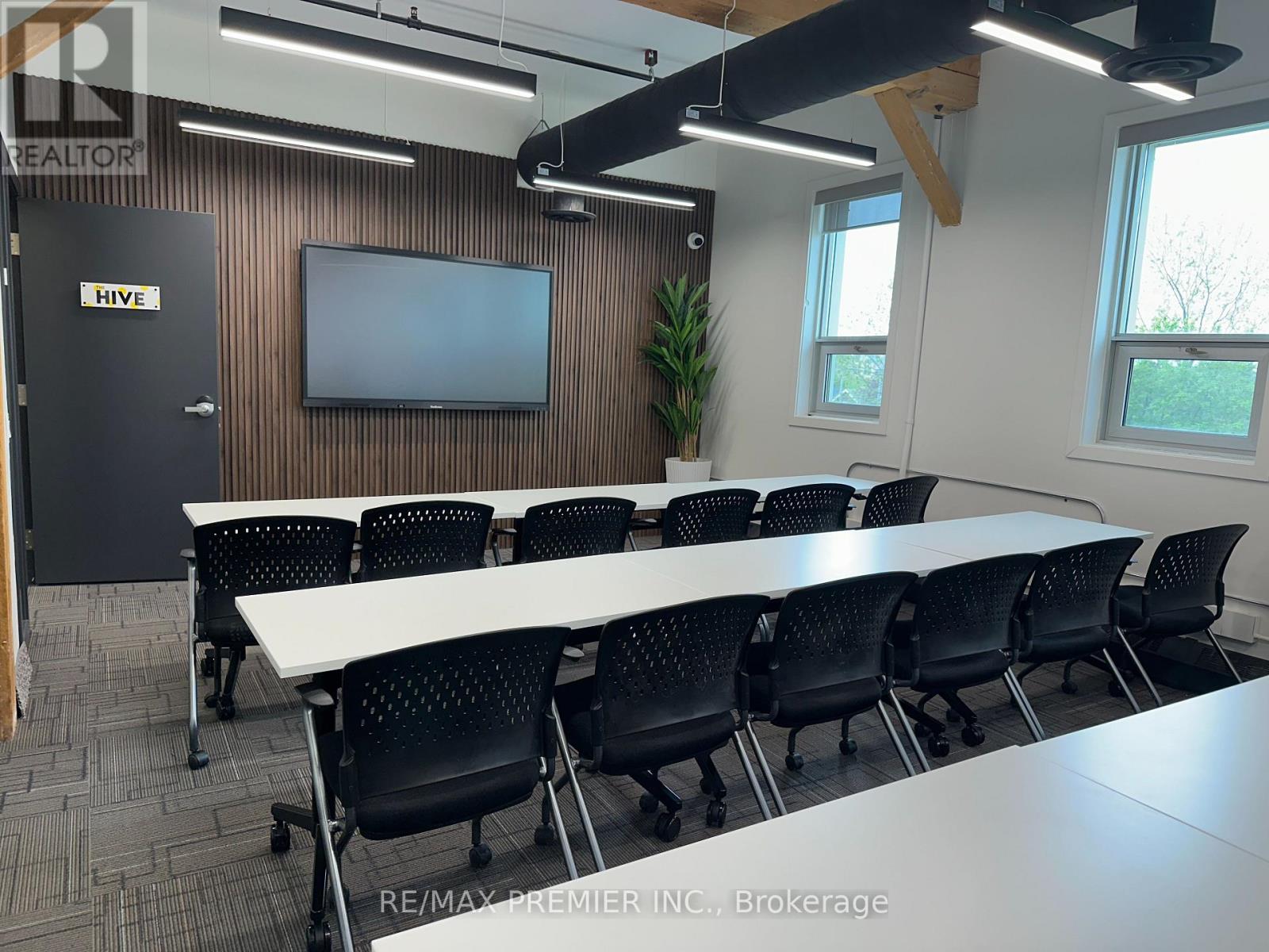 Unknown Address, ,     - Photo 9 - X12375010