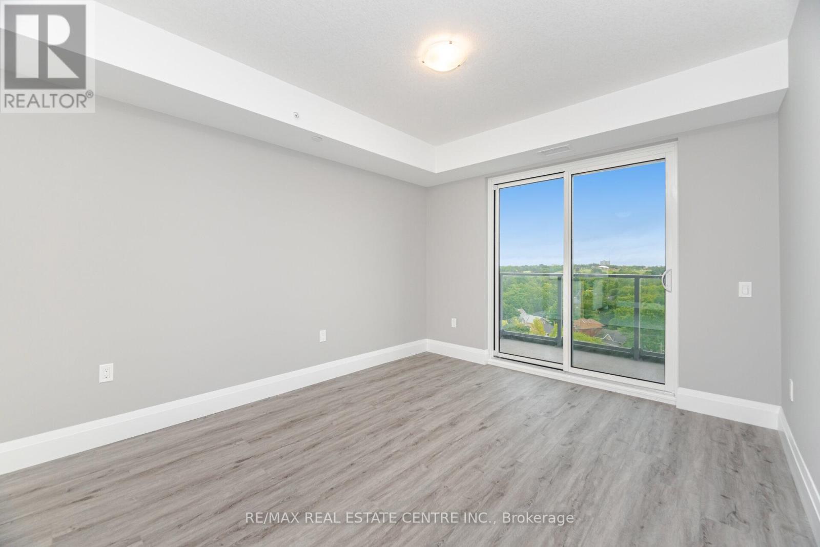 1002 - 93 Arthur Street South S, Guelph, Ontario  N1E 0T3 - Photo 14 - X12375075