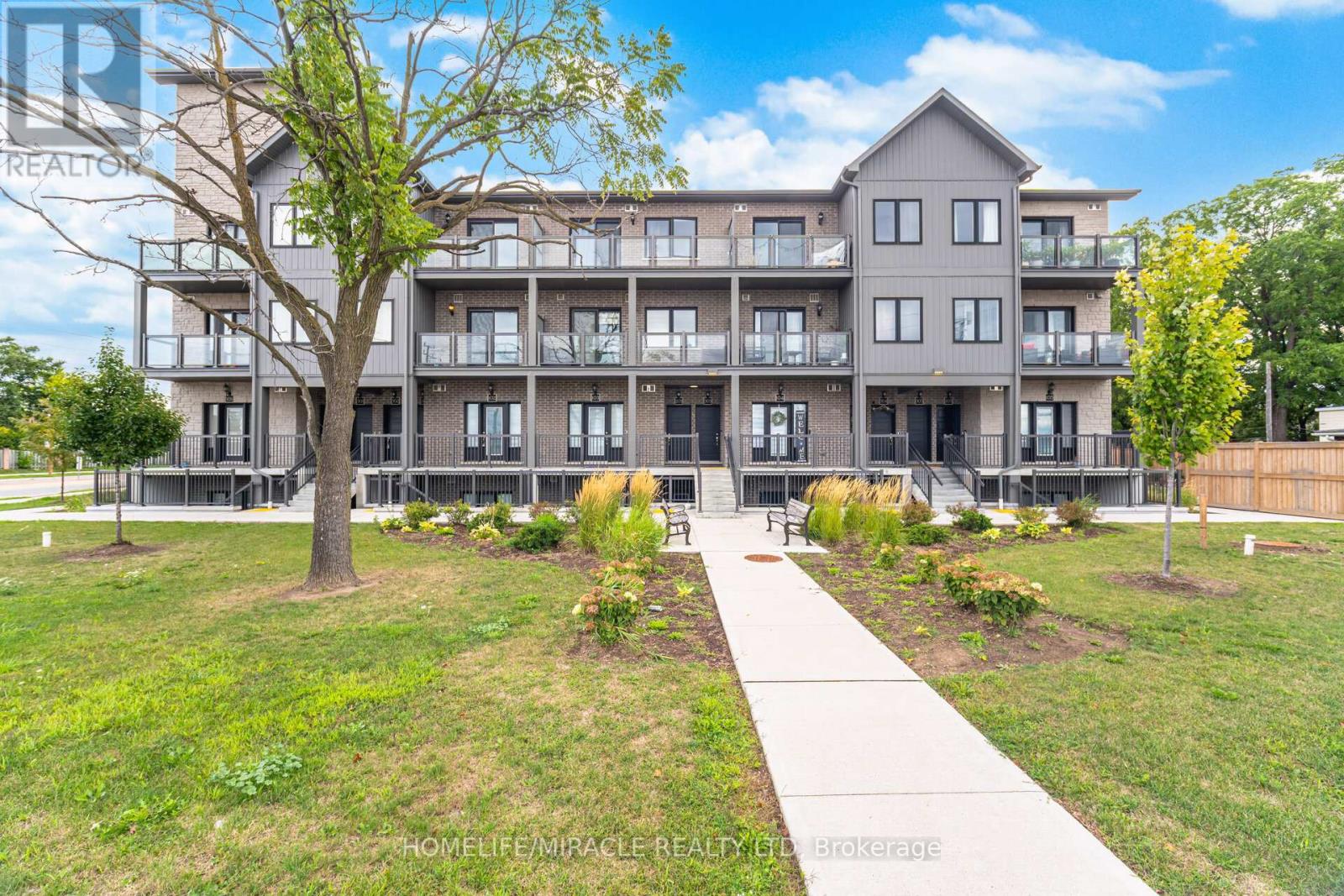 Property at 305 - 721 FRANKLIN BOULEVARD image 1