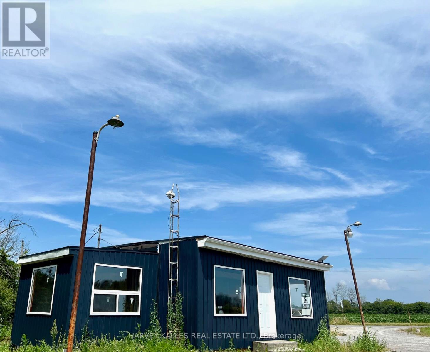 11 Melville Road, Prince Edward County, Ontario  K0K 1T0 - Photo 4 - X12373016